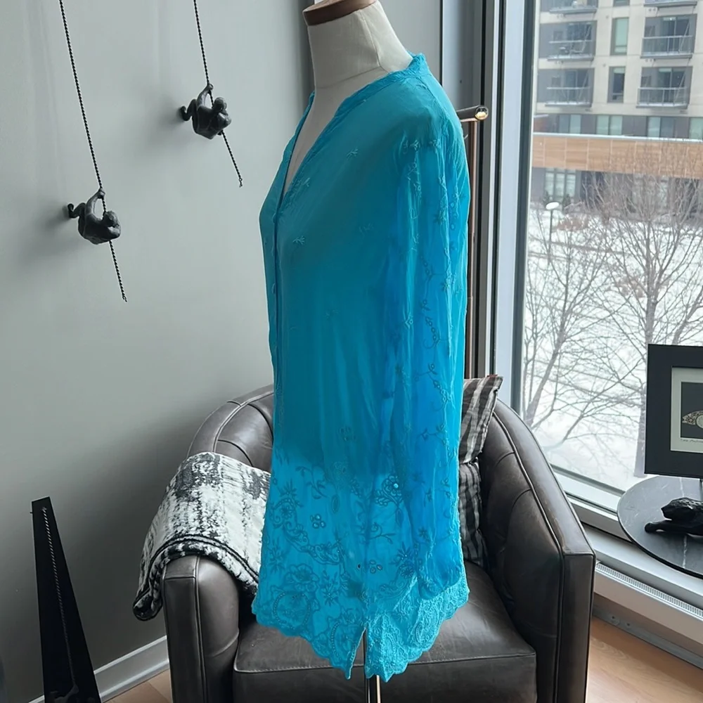 Johnny Was Zoya Harkyn Tunic in Clear Sky Blue Size XS - Picture 5 of 8
